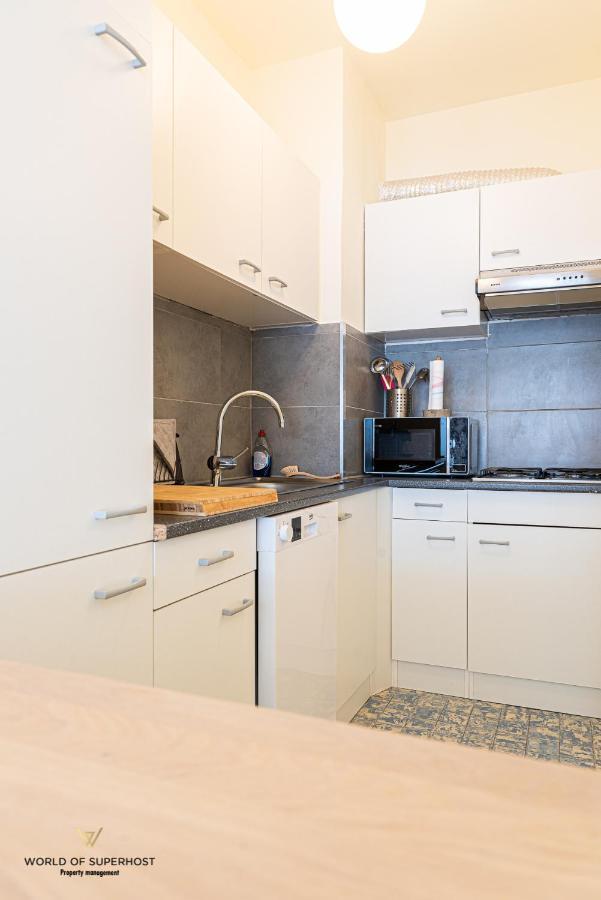 Hélène, appartement vlakbij het strand Oostende Buitenkant foto